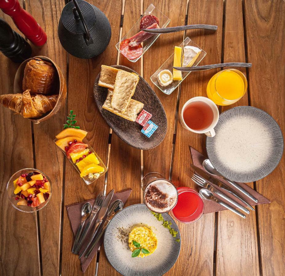 French Coco Hotel La Trinite Ngoại thất bức ảnh